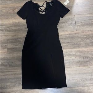 BLACK BODYCON DRESS